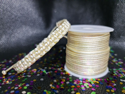 bracelet en nœud de macramé